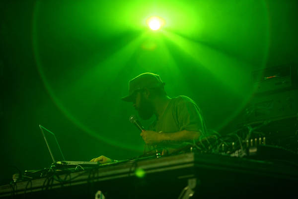 PE-5, Confluência, Buguinha Dub e BNegão no FIG 2009