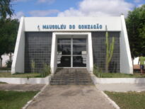 Onde estão sepultado Luiz Gonzaga e D.Helena