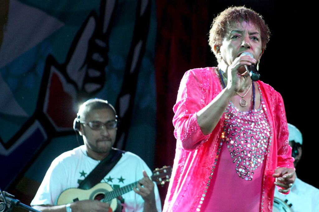 1ª Noite de Shows na 51ª Festa do Estudante de Tri
