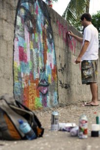 Intercâmbios de Cultura Urbana - Graffite na Ilha de Deus