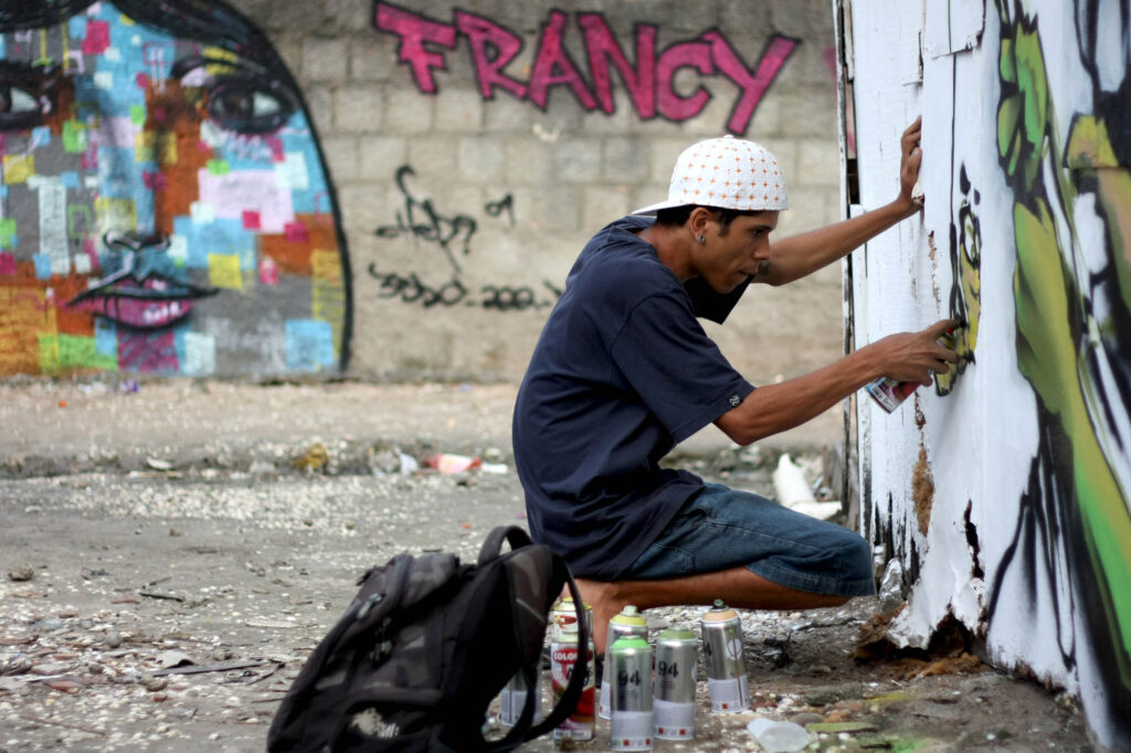 Intercâmbios de Cultura Urbana - Graffite na Ilha de D