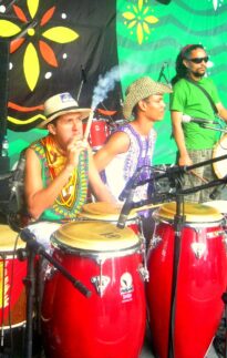 Fumaça da Jurema pra saudar a ancestralidade!
