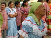 Fotos em homenagem à Amara da Mazuca