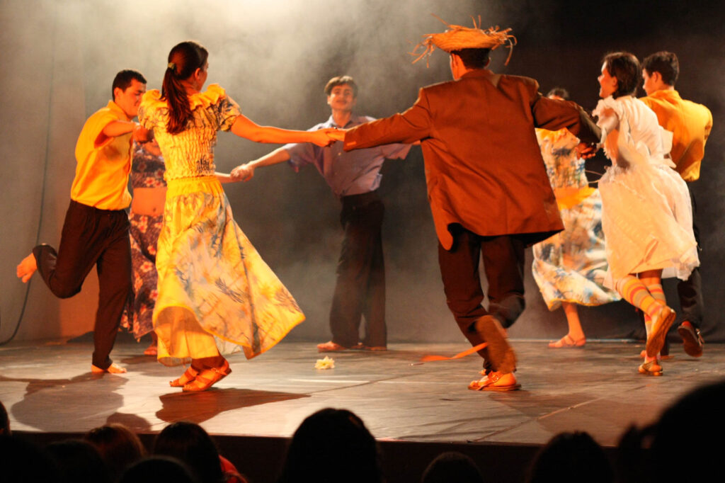 Vidas Secas do Grupo de Dança Raízes