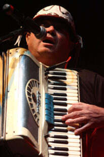 Nelson do Acordeon e Banda