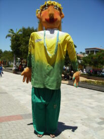 Boneco Gigante feito em Homenagem a YANE MARQUES