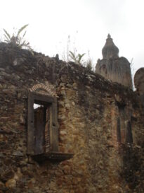 Ruínas da Igreja do Rosário dos Homens Pretos