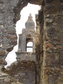 Ruínas da Igreja do Rosário dos Homens Pretos
