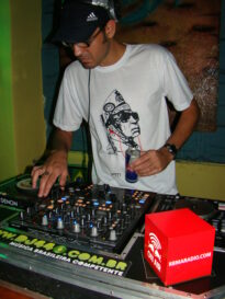 Lançamento do cd "Brasil do Futuro" do DJ 440