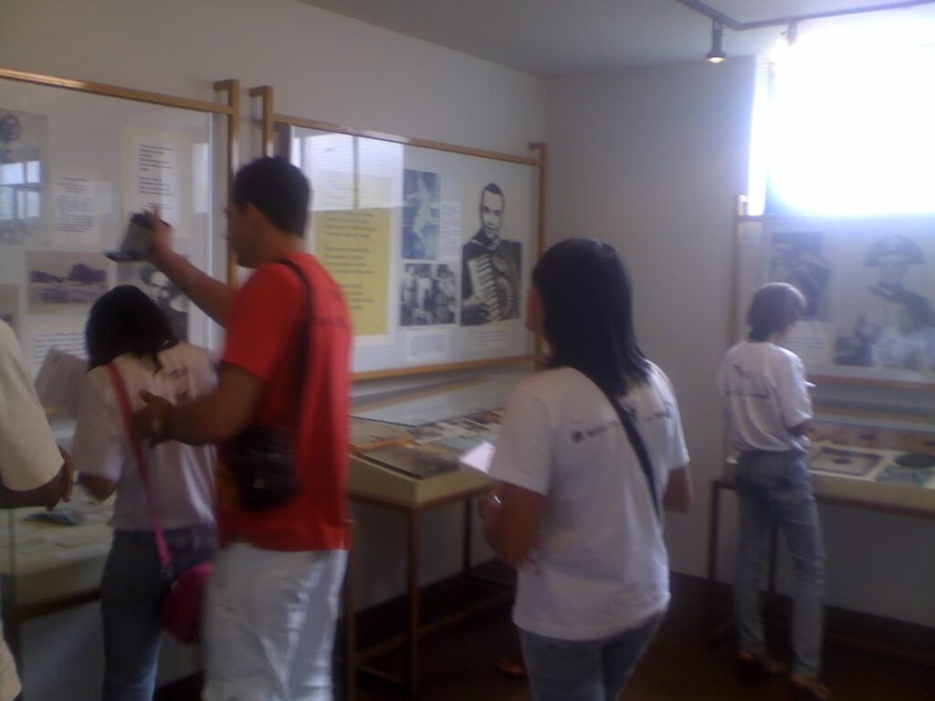 Travessia nos Museus