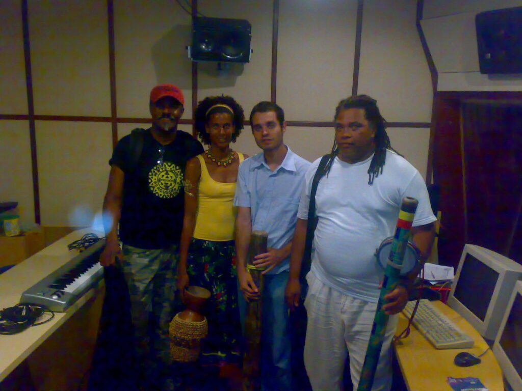 BANDA ARTE SONS PERCUSSÃO.