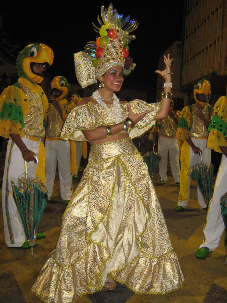 Fotos desfile oficial do Clube de Boneco Seu Malaquias 2009