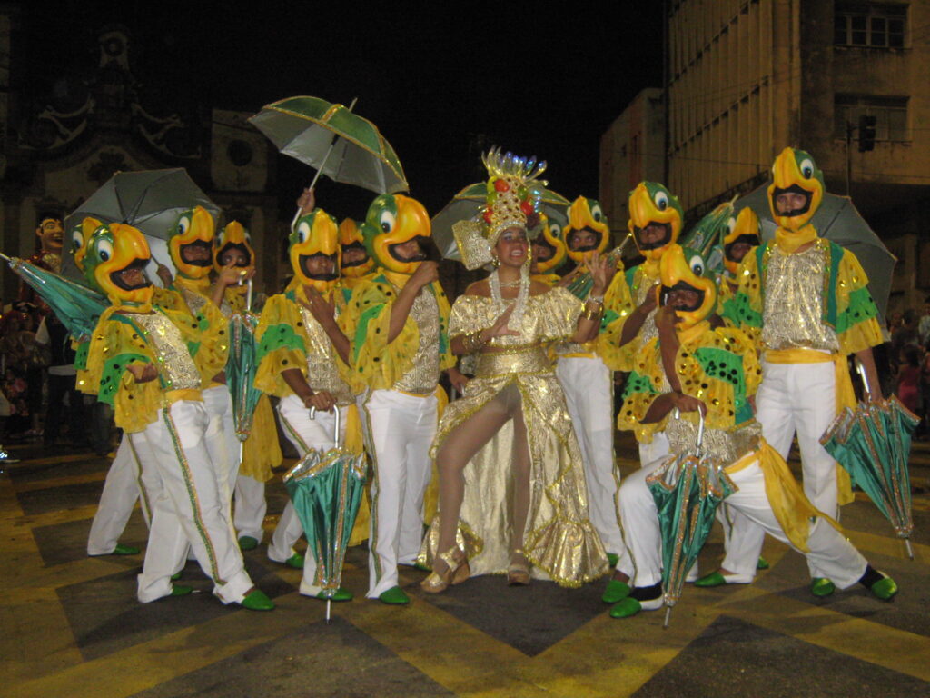 Fotos desfile oficial do Clube de Boneco Seu Malaquias 2009