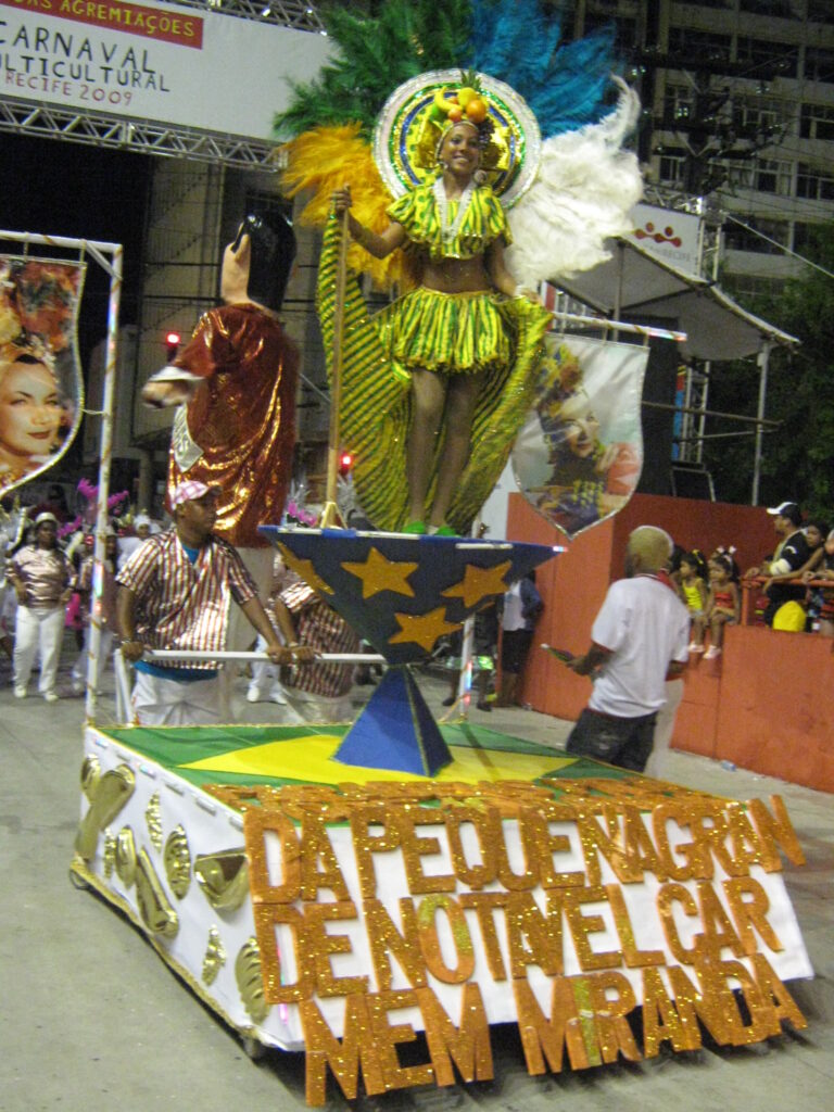 Fotos desfile oficial do Clube de Boneco Seu Malaquias 2009