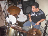 FLÁVIO ANDERSON