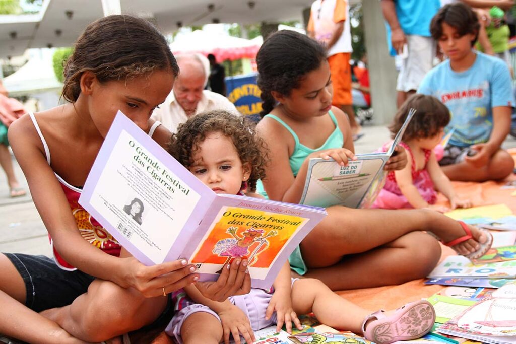 Projeto Livros Andantes em Palmares