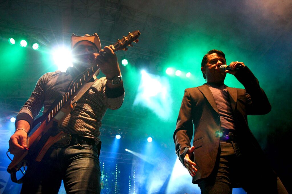 Edu e Maraial