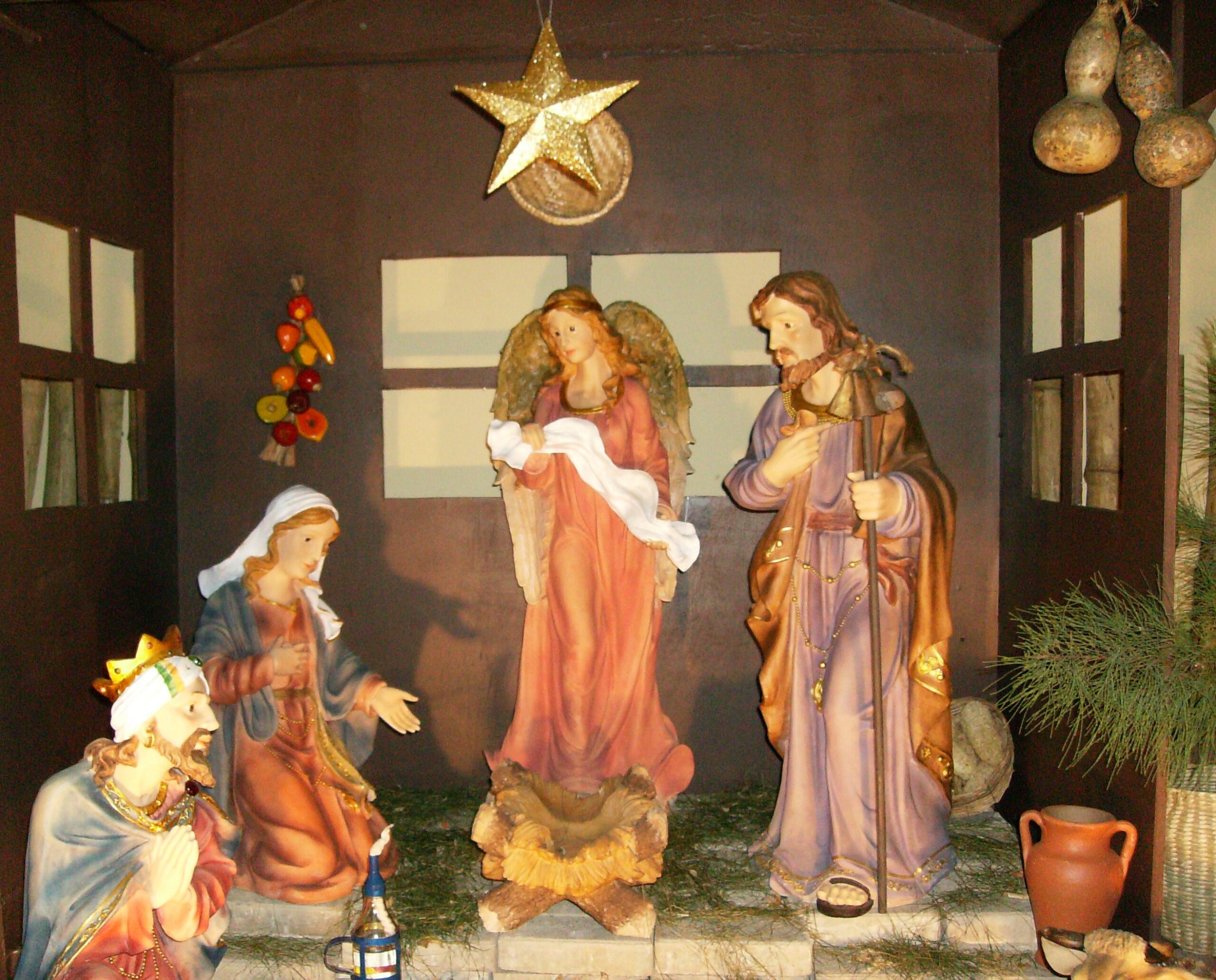 Paróquia da Harmonia inaugura novo presépio de Natal