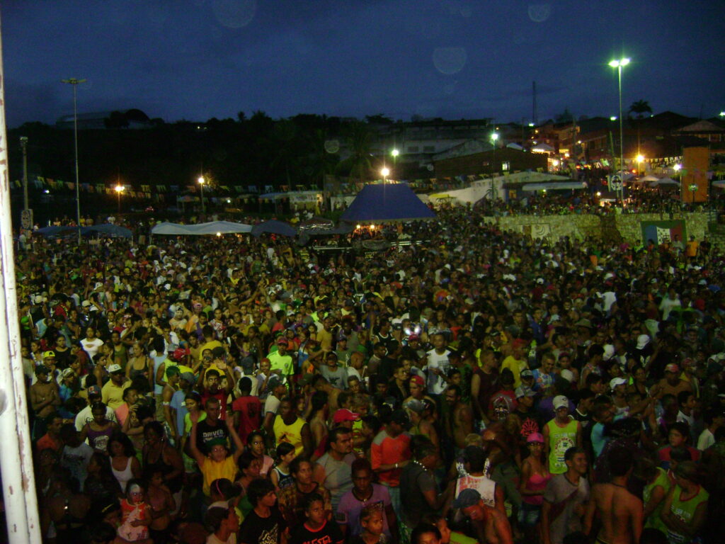 Lagoa Maracajá durante a noite