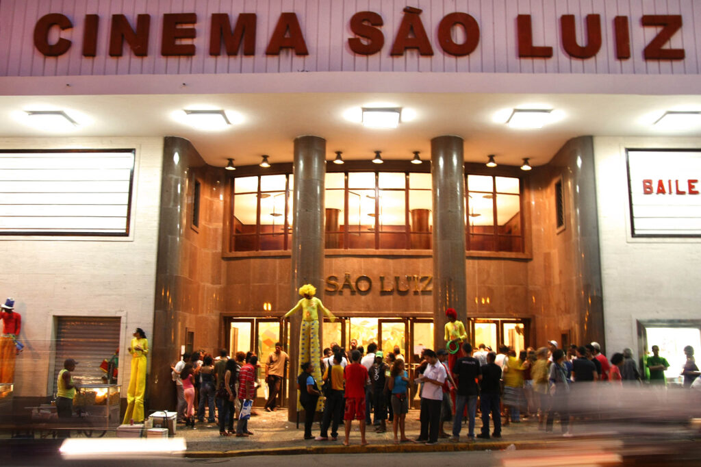 Cinema São Luiz reabre para o público