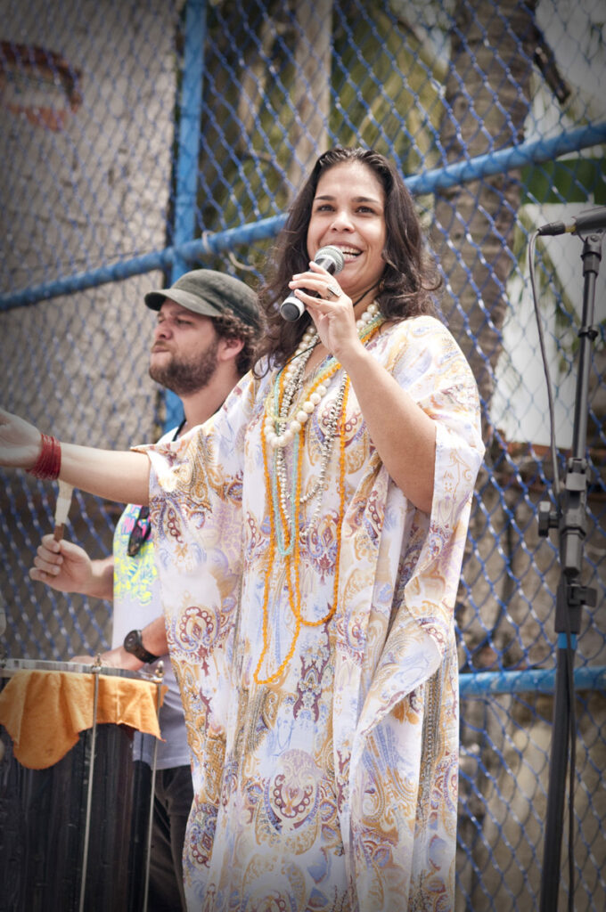 Adryana BB e Rio Maracatu - Carnaval 2010/RJ