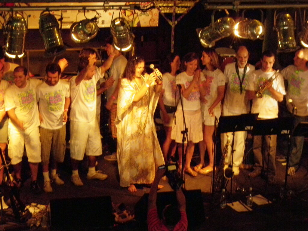 Adryana BB e Rio Maracatu - Carnaval 2010/RJ