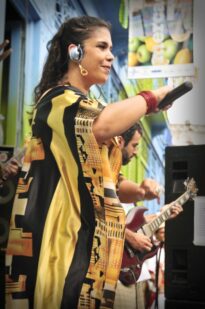 Adryana BB e Rio Maracatu - Carnaval 2010/RJ