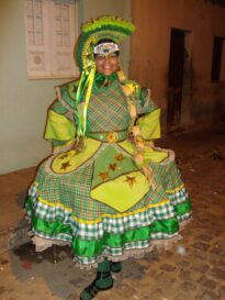 QUADRILHA JUNINA DE PAUDALHO-PE NA EMENDA SHOW