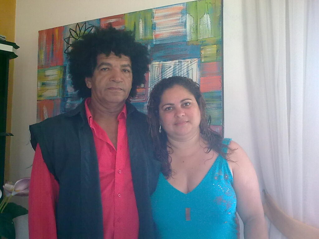 M.PAULINO COM LARISSA