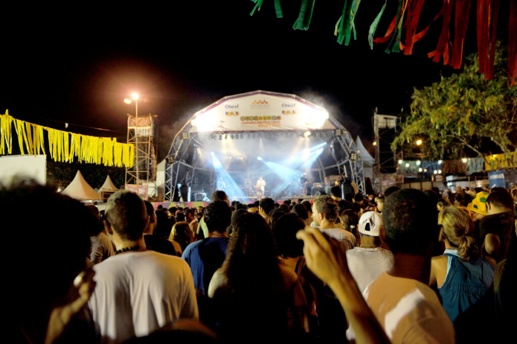 Show de Lenine em Casa Amarela, durante o Carnaval 2010