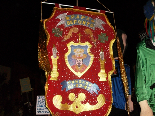 Papa Defunto anima quarta-feira de cinzas