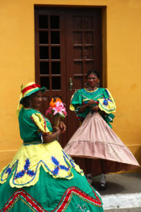Encontro de maracatus em Nazaré da Mata, no Carnaval 2010