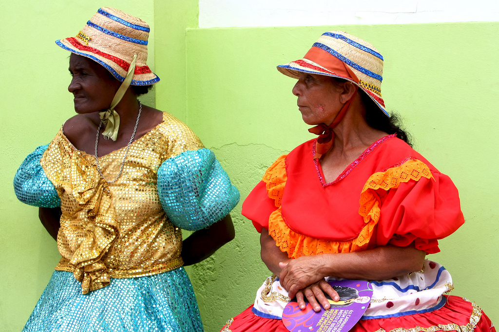 Encontro de maracatus em Nazaré da Mata, no Carnaval 2010
