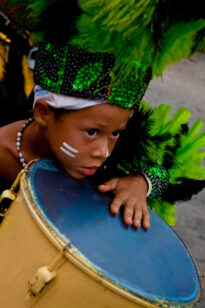 Encontro de Caboclinhos em Goiana, no Carnaval 2010