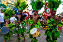 Encontro de Caboclinhos em Goiana, no Carnaval 2010