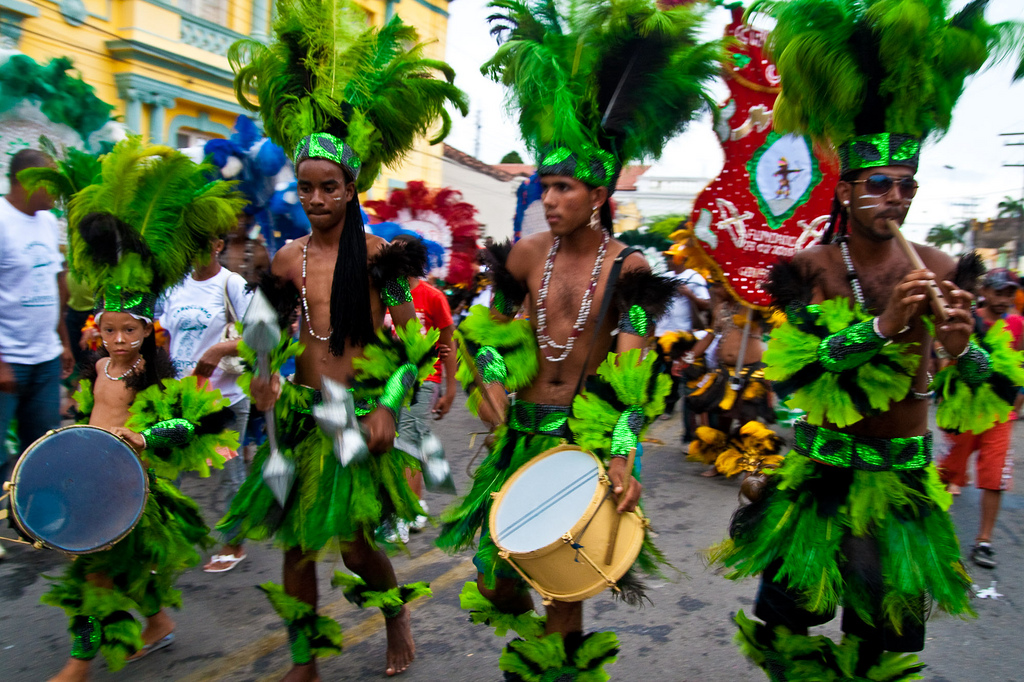 Encontro de Caboclinhos em Goiana, no Carnaval 2010