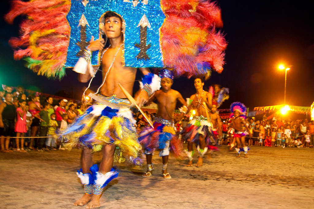 Encontro de Caboclinhos em Goiana, no Carnaval 2010