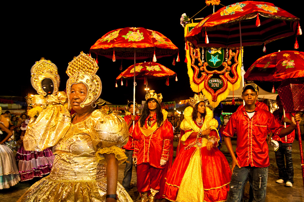 Encontro de Caboclinhos em Goiana, no Carnaval 2010