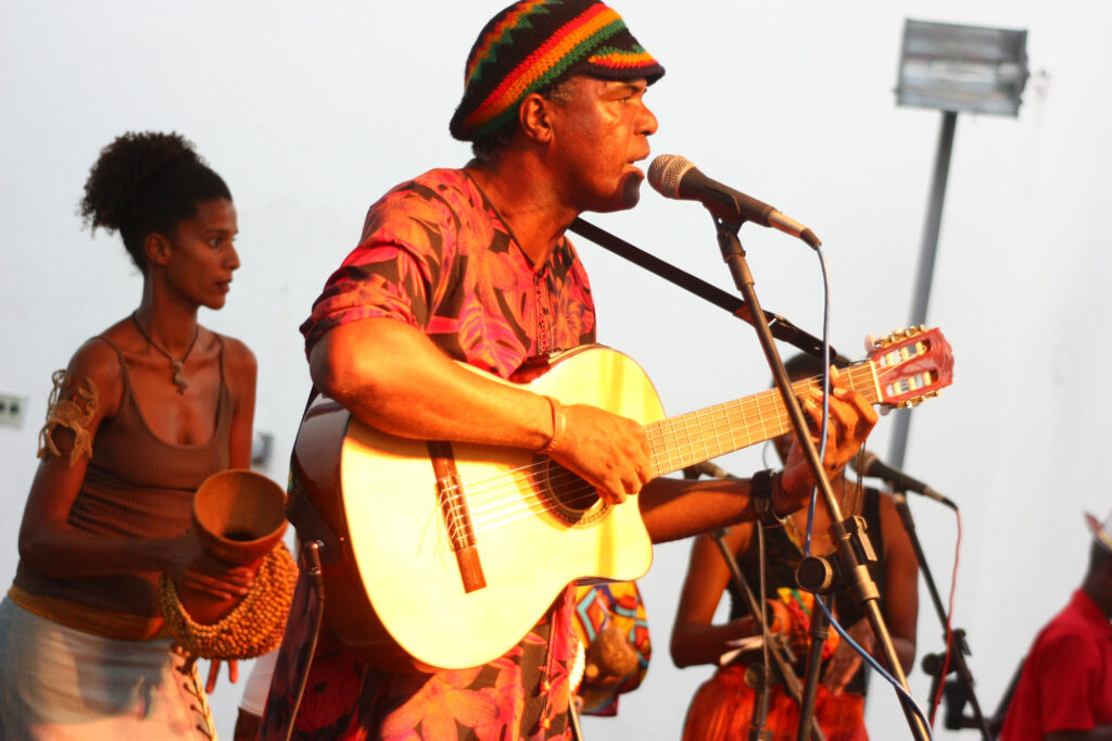 ÁFRICA EN NÓS HOMENAGEM MALLÊT E BANDA ARTE SONS CASA DA CUL