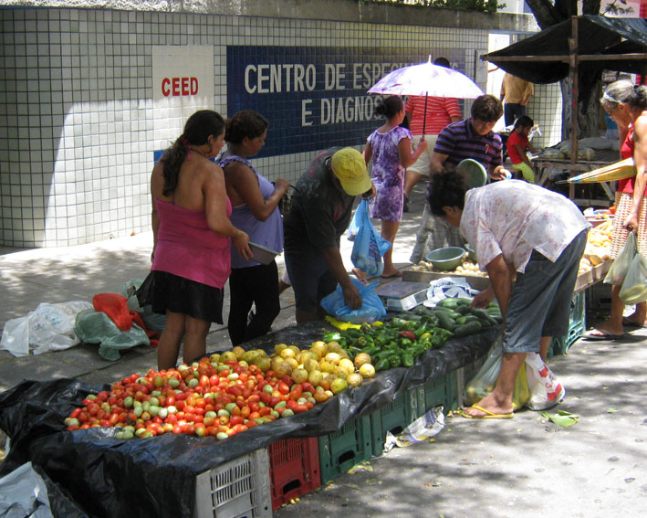 A feira livre da cidade de Panelas PE