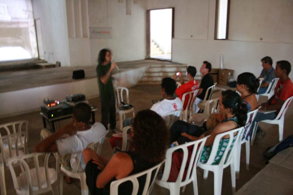 Oficina de Cineclubismo no Espaço Cine Olinda