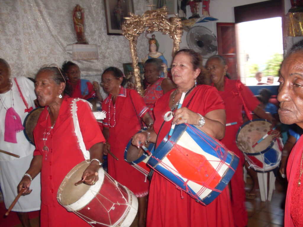 Cortejo. Foto: Leo Antunes