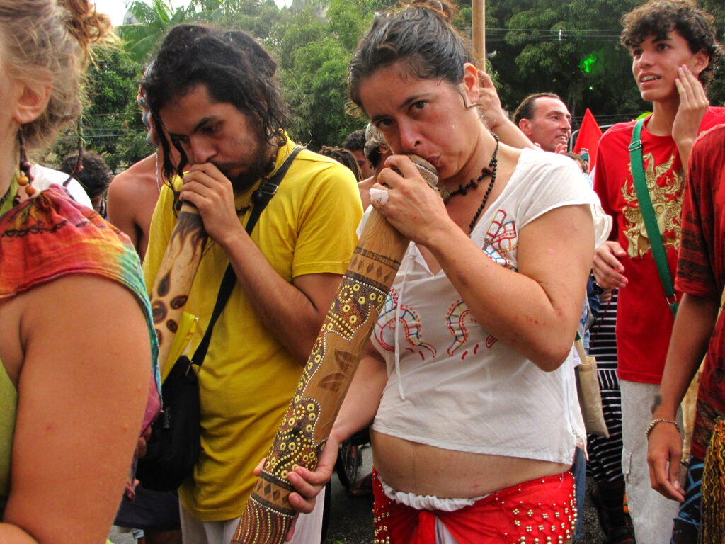 Marcha inicio Foro...