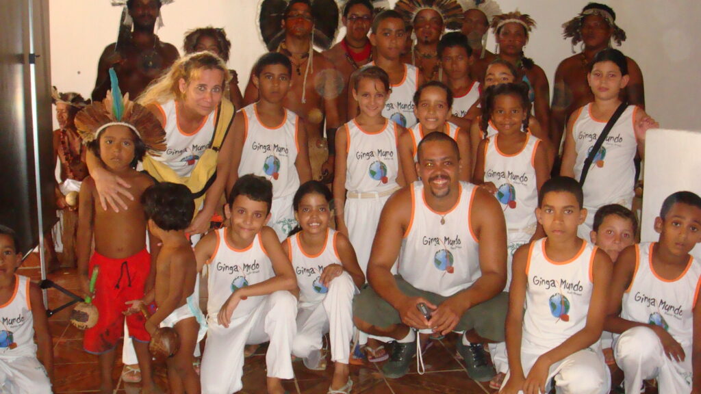 Apresentação inaugural da Capoeira