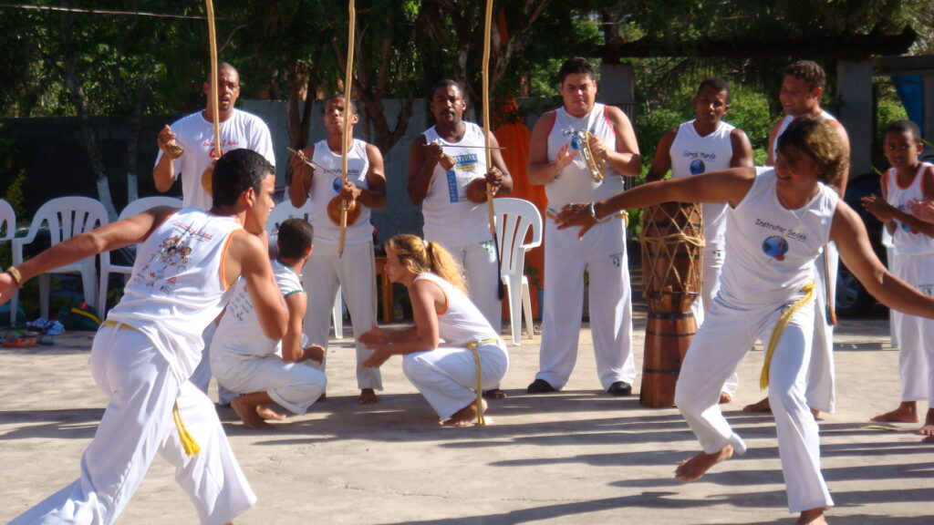 Apresentação inaugural da Capoeira