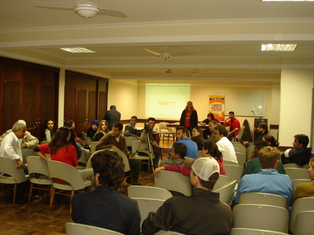 FOTOS CURSO DE RÁDIO COMUNITÁRIA 12