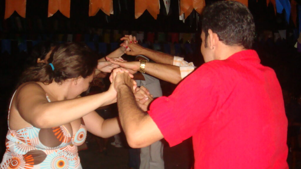 E tome arrasta´pé...