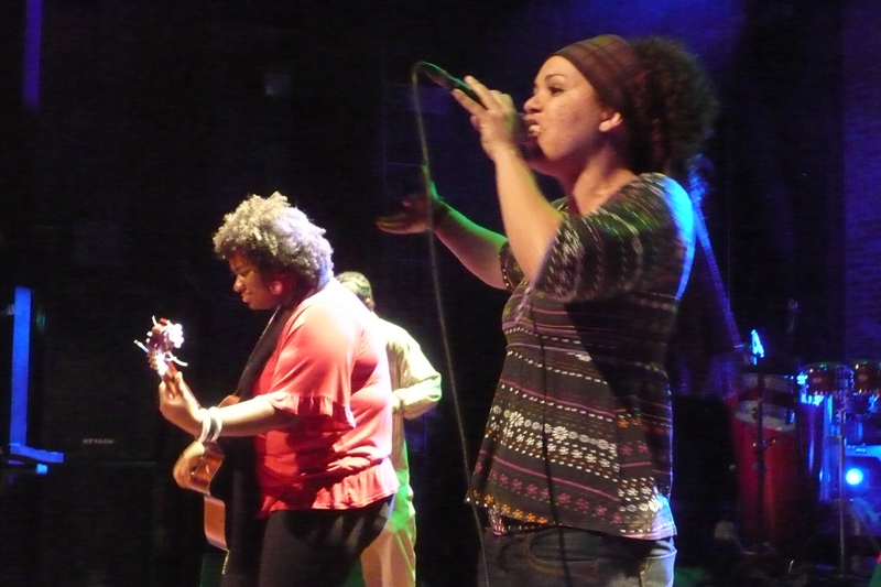 MPB no palco do Teatro do CIEE