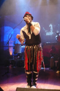 MPB no palco do Teatro do CIEE
