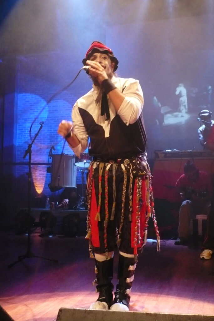 MPB no palco do Teatro do CIEE